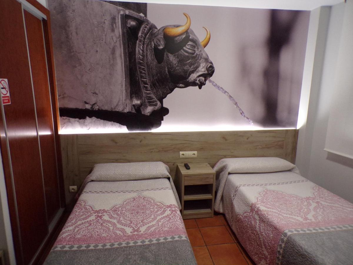 Hostal Serruchi Teruel Exterior foto