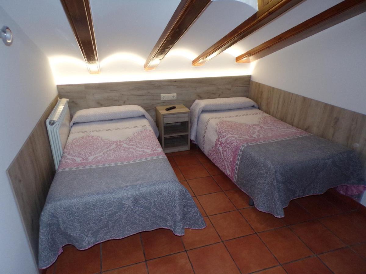 Hostal Serruchi Teruel Exterior foto